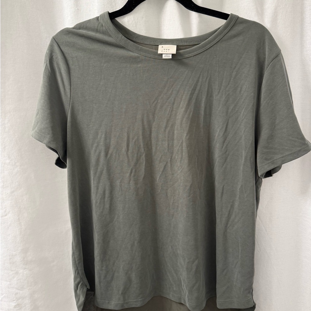 Everyday Crewneck Tee - Green